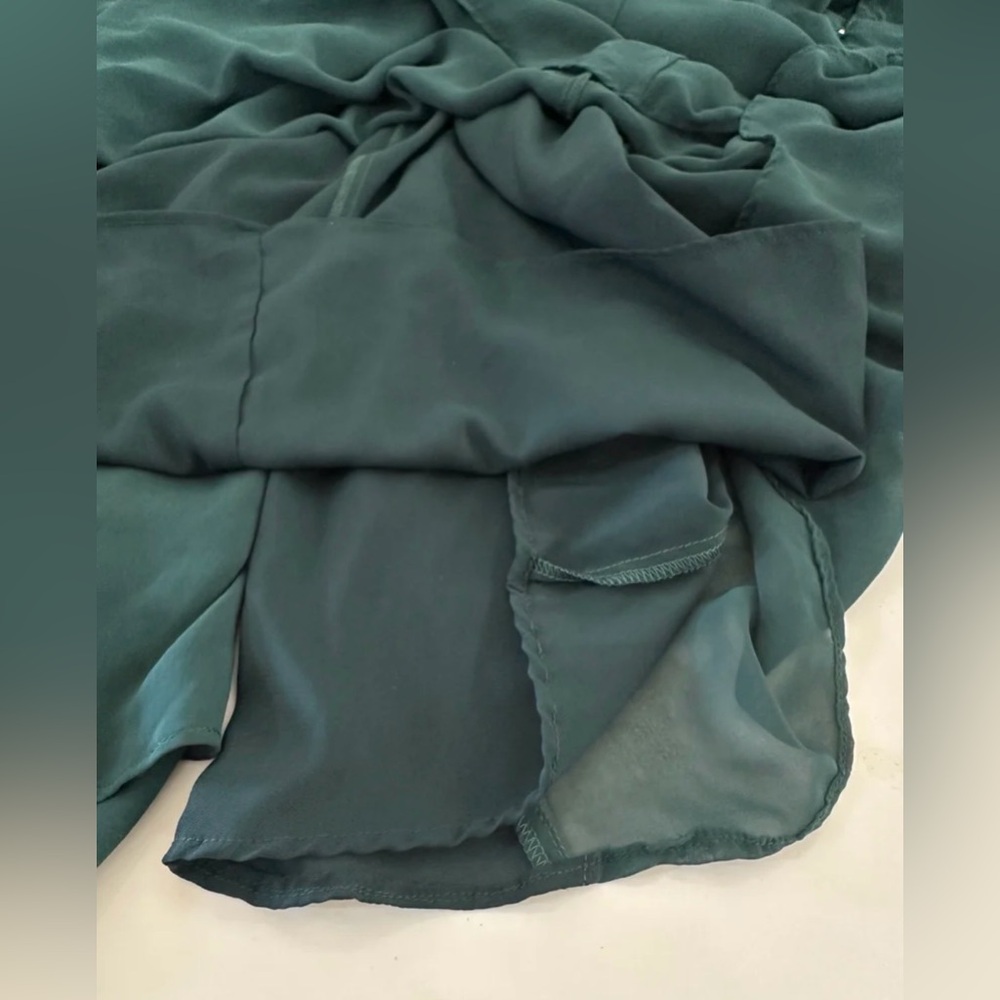 CAARA Forest Green Millie Chiffon Maxi Dress size Medium - Picture 11 of 11